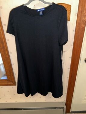 Architect Black Short-Sleeve Swing Mini Dress with pockets